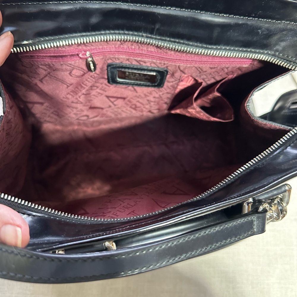 FURLA Vintage Black Leather Shoulder Bag - Picture 15 of 16